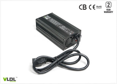 Bạc Đen 36 Volts Bộ sạc pin thông minh 5 amps 240W cho pin 36V Li / SLA được cấp nguồn EVS