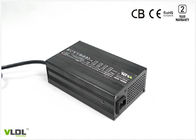 Sạc pin 12A 60V tự động với vỏ nhôm đen / bạc cho E - Xe máy